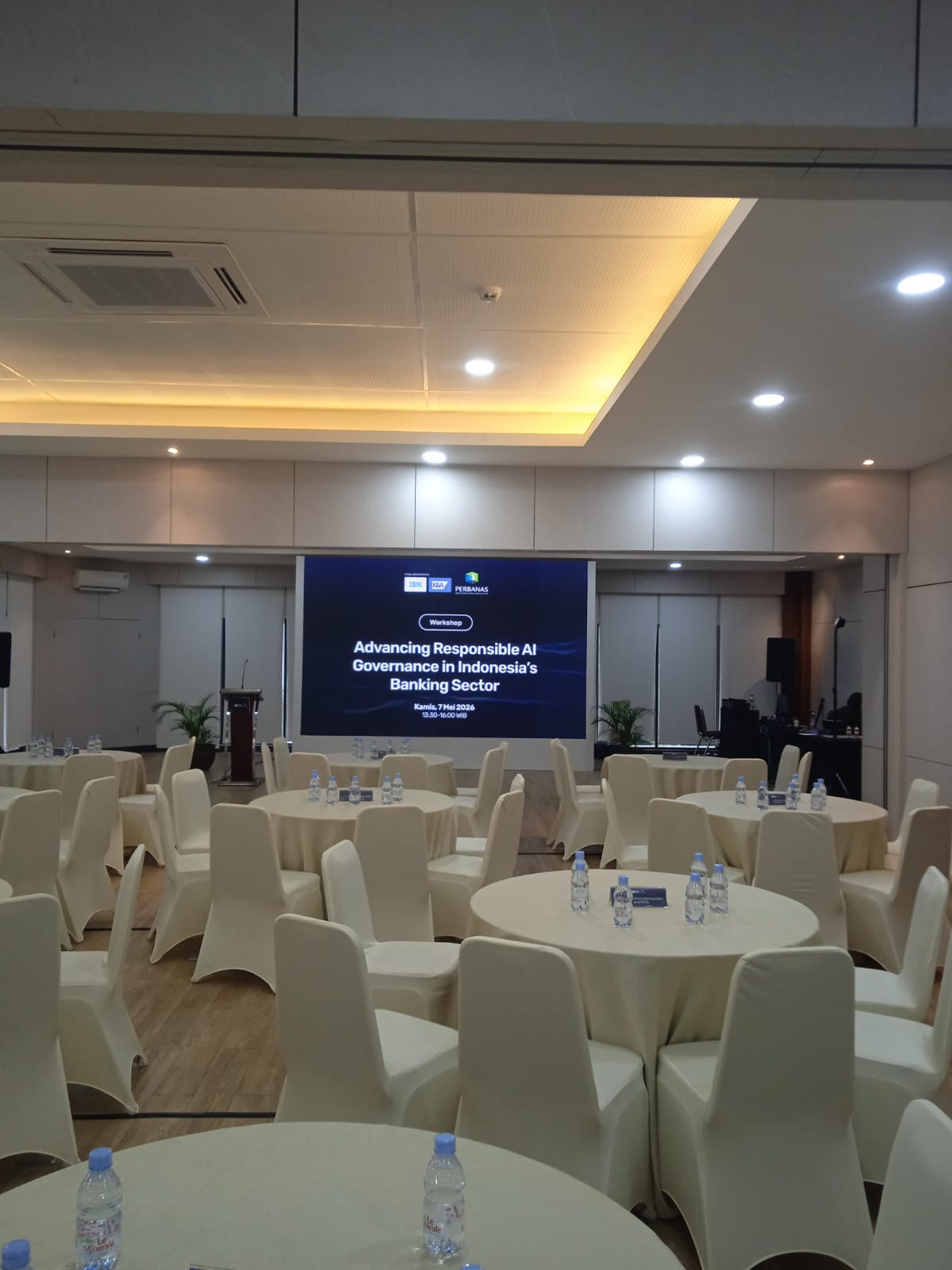 Seminar IBM -  PERBANAS